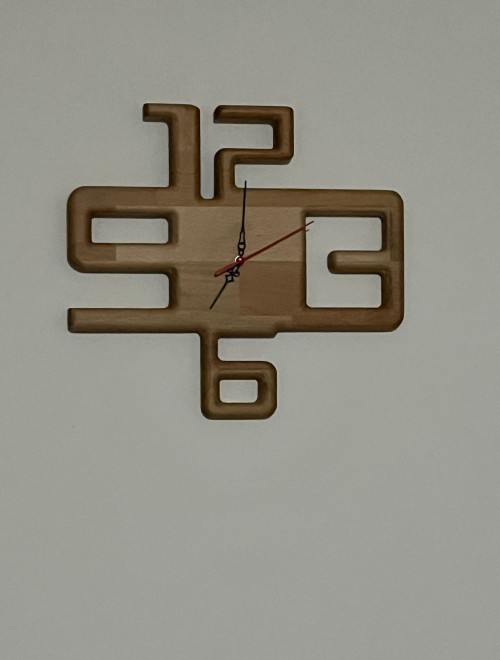 Ahşap özel dört rakamlı duvar saati