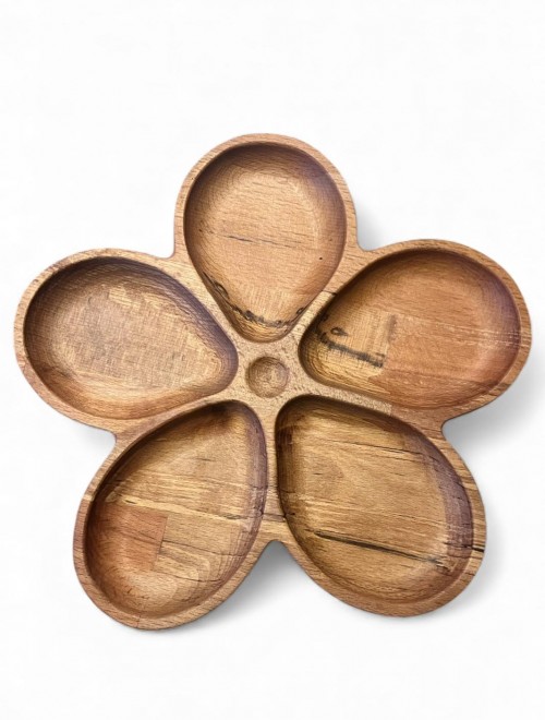 5 Bölmeli Masif Kayın Ahşap Çerezlik & Sunumluk – 24x24 cm | Doğal ve El Yapımı 5 Bölmeli Masif Kayın Ahşap Çerezlik & Sunumluk – 24x24 cm | Doğal ve El Yapımı