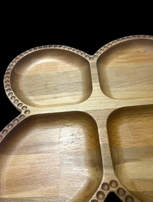 Kayın Ahşap 4 Bölmeli Çerezlik – El Yapımı Masif Sunumluk Servis Tepsisi 24x24 cm